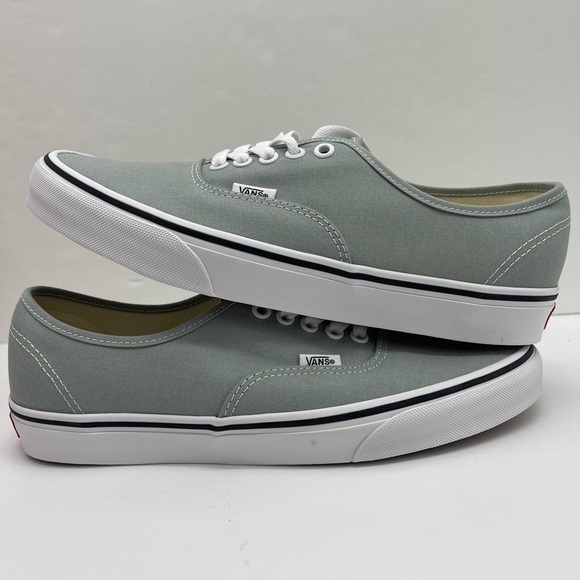 Vans Men’s Lt Gray Canvas Authentic Color Theory Pure Grey
VN000D7YEPO Sneakers - Picture 16 of 16